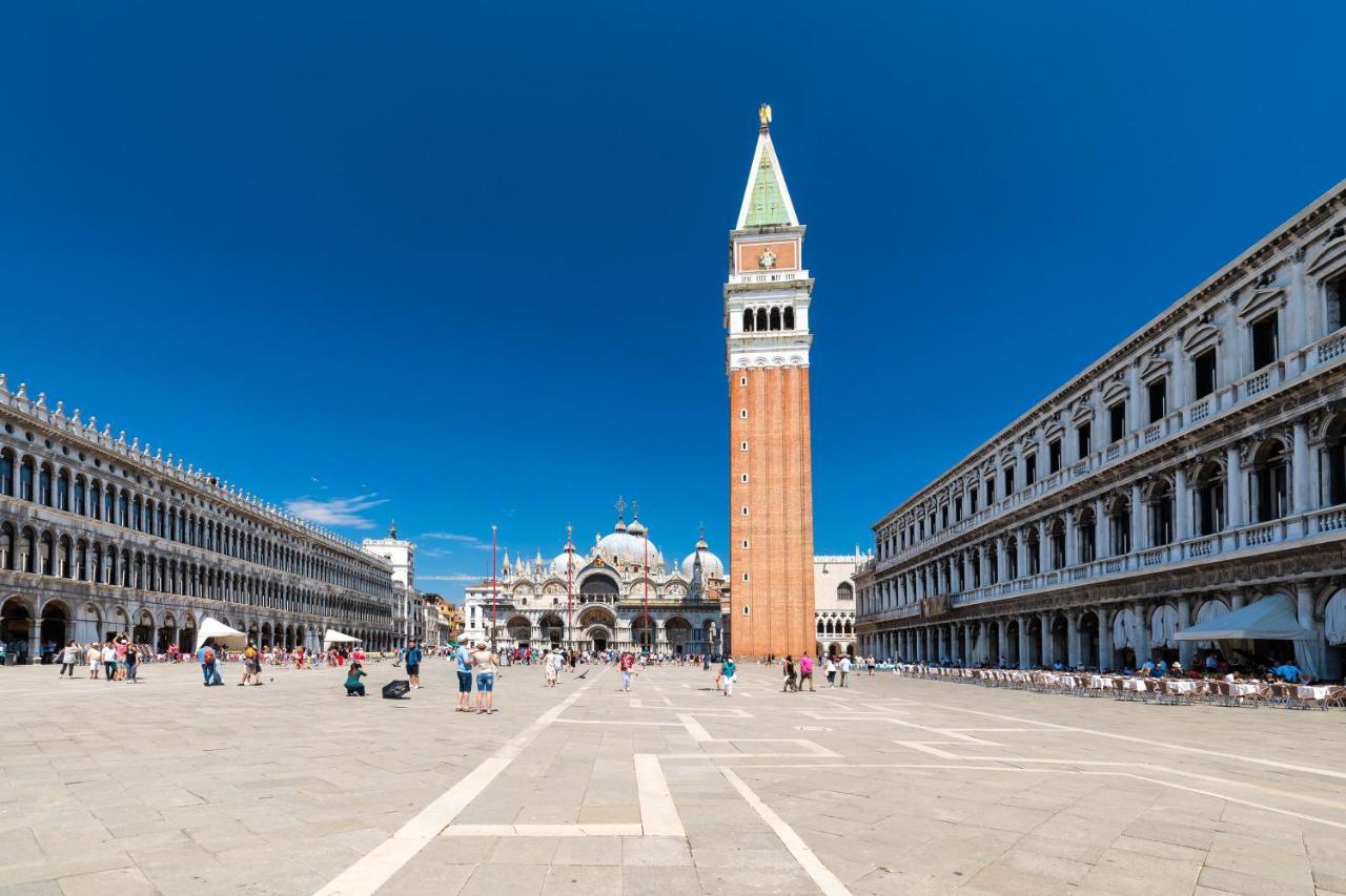 Very Central Apartment In Historical 1600 Palace With Lift A Few Min Walk From San Marco Square Venedig Exterior foto